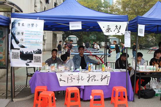 9945321395FEA81ECA4F4D4542667D27